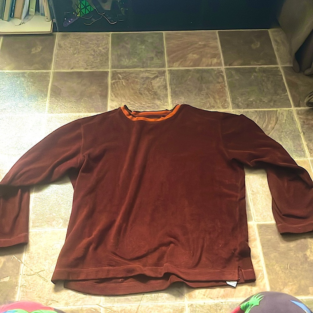 Patagonia men’s small sweater